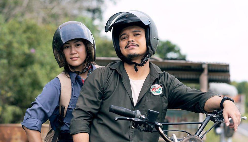 Pria-Pria Soft Spoken di Film Indonesia, Pesonanya Bikin Baper!