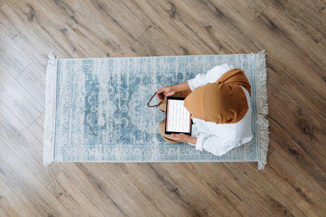E-reader vs Tablet, Mana yang Nyaman untuk Khatam Al-Quran?