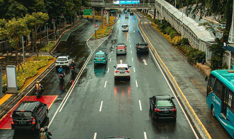 Jakarta—Bali Berapa Jam Naik Mobil