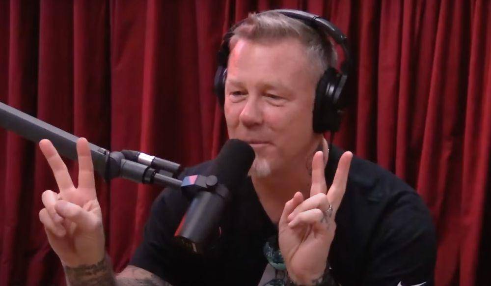 James Hetfield dalam kanal Youtube Joe Rogan (Youtube/PowerfulJRE)