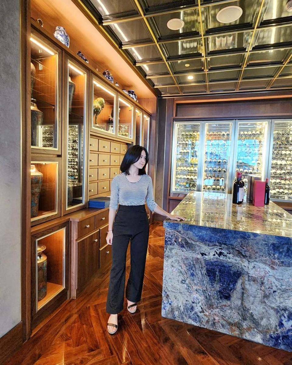 Angie Wiranata (instagram.com/angie.mci10)