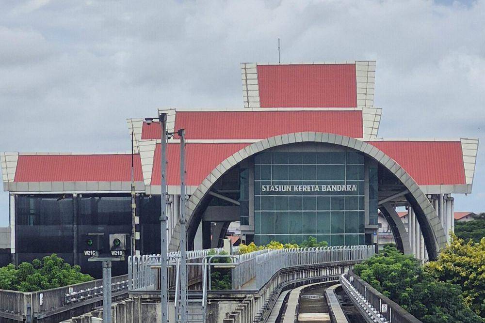 potret Stasiun Kereta Bandara Soetta (commons.wikimedia.org/Medelam)
