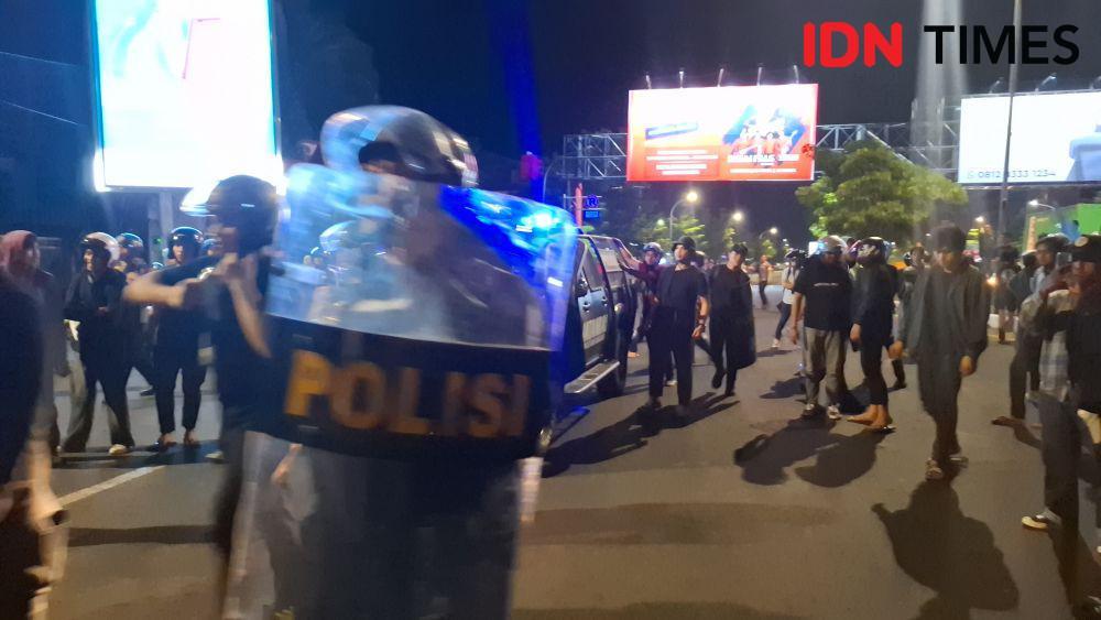 6 Orang Ditangkap saat Demo Ricuh di UNM Sudah Dibebaskan