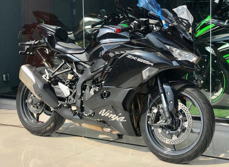 9 Daftar Harga Ninja ZX25R Terbaru 2025, Mulai Rp110 Jutaan