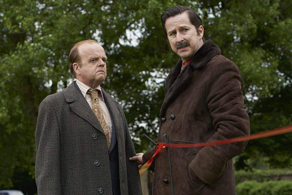 adegan dalam miniseri The Long Shadow. (dok. ITV/The Long Shadow)