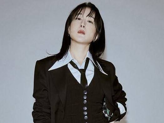 Sunwoo Jung Ah (SWJA) (instagram.com/sungwoojunga_official)
