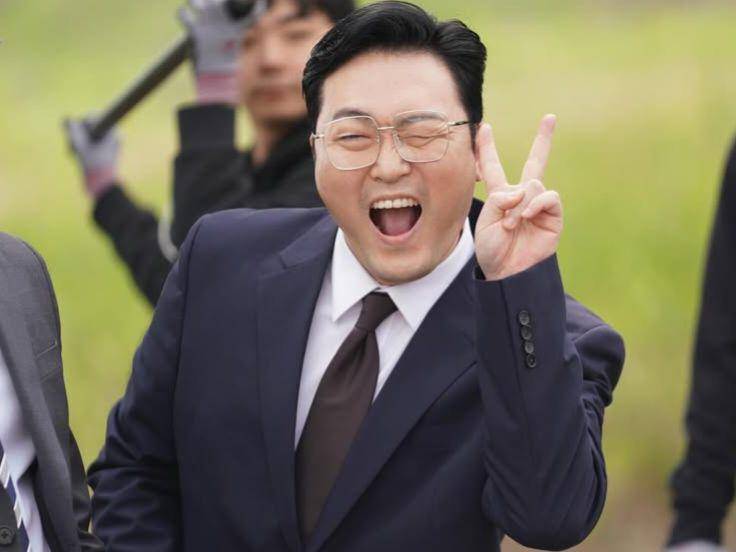 Lee Joon Hyuk (instagram.com/junhyeok.lee.393)