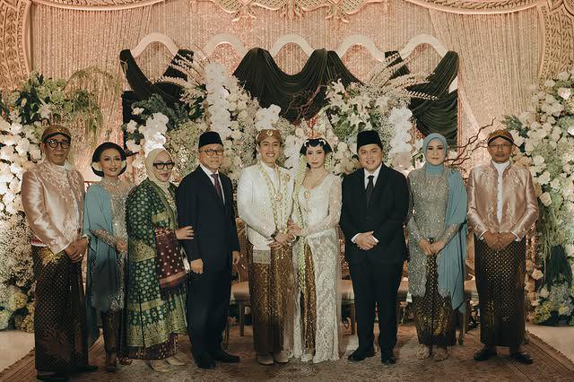 7 Potret Akad Nikah Sangun Ragahdo dan Tyas, Kental Adat Jawa