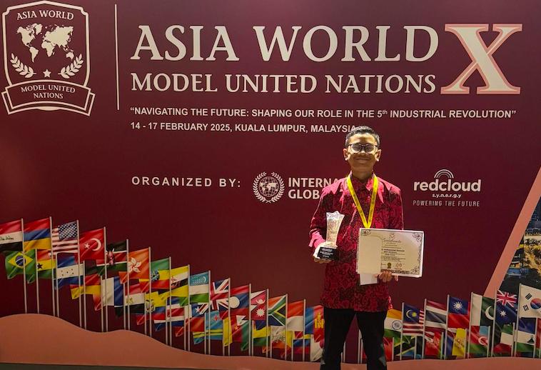 Pemuda Indonesia Jadi Best Delegate di Asia World MUN 2025