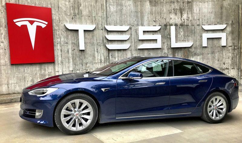 Daftar Mobil Tesla dan Harganya di Indonesia, Fantastis!