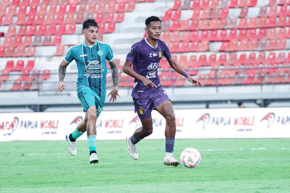Pemain Persik Kediri saat melawan PSBS Biak. IDN Times/ istimewa