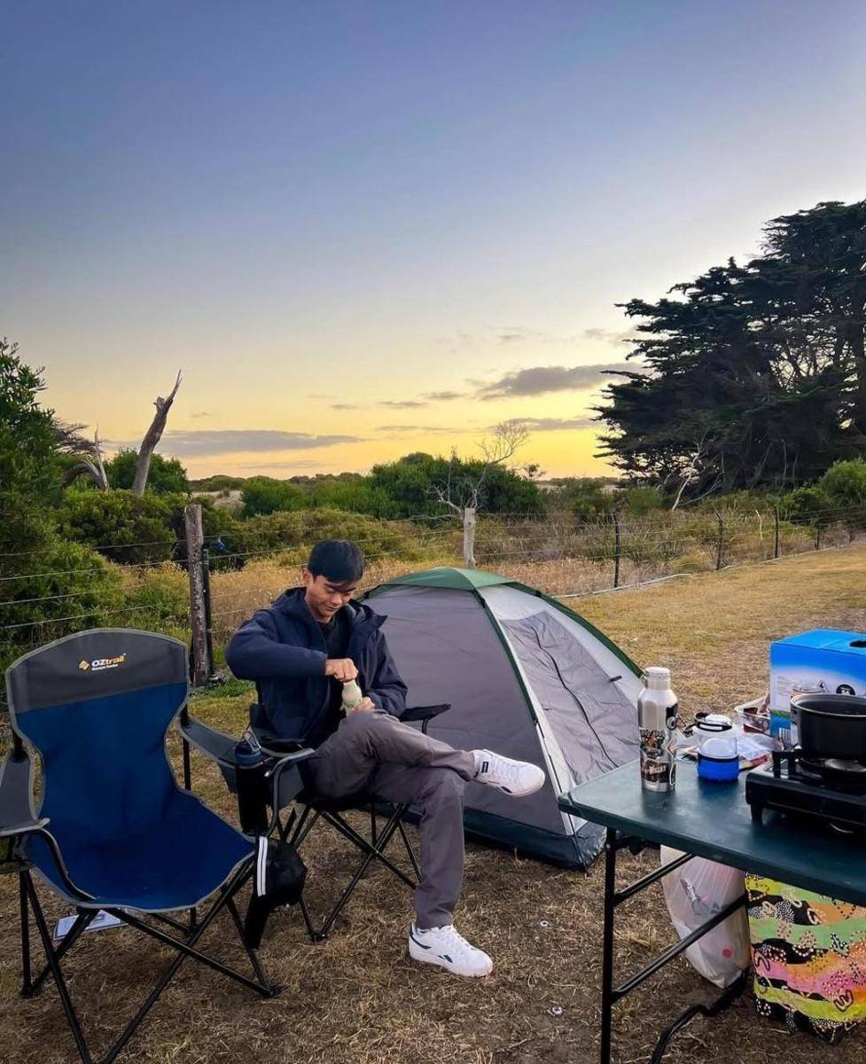 Potret Mahendra saat di Australia (Instagram/mahendrabagus__)