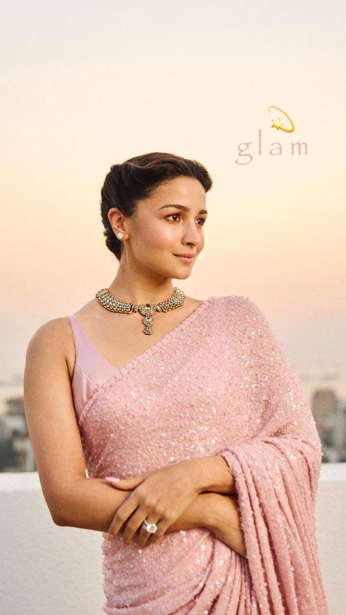 Alia Bhatt (instagram.com/aliaabhatt)