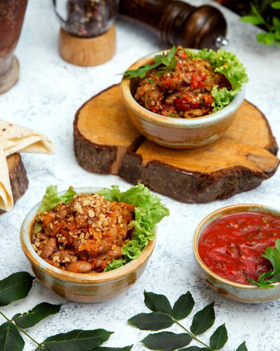 Ilustrasi sambal ikan pindang suwir (freepik.com/kamranaydinov)