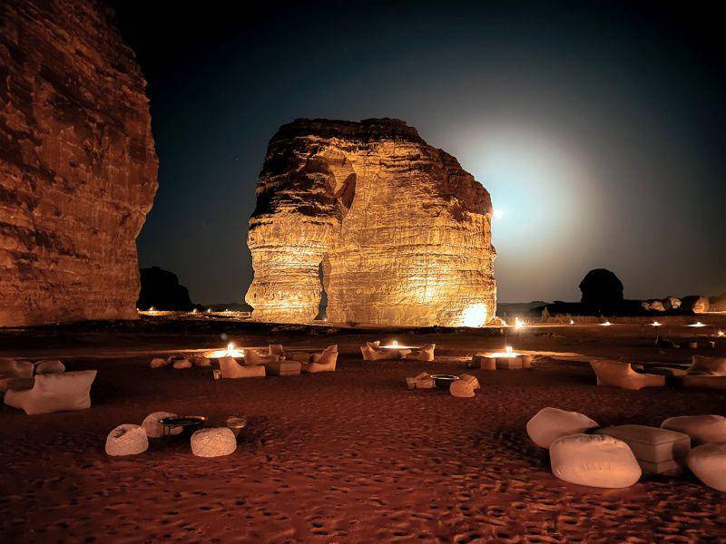 potret Elephant Rock di Al Ula (visitsaudi.com)