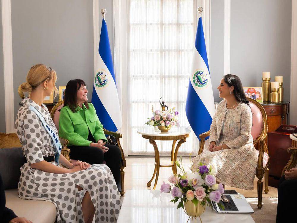 Potret Kunjungan Miss World 2024 Krstyna Pyszkova ke El Salvador (Instagram.com/missworld)
