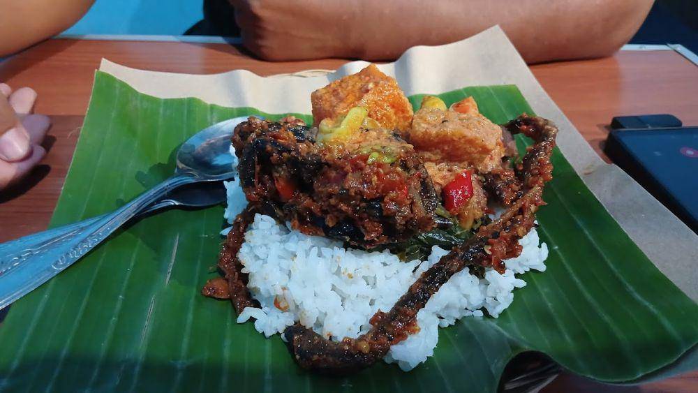 Nasi Belut Mbak Surani (google maps/Makan Blusuk)