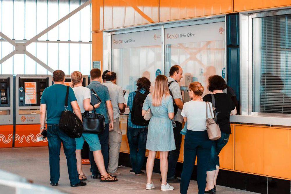ilustrasi reschedule tiket pesawat (pexels.com/Maxim Titov)