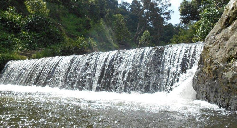 5 Curug Eksotis di Bandung yang Wajib  Masuk Bucket List