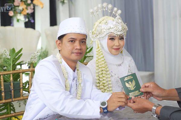Potret Pernikahan Si Inyonk, Dapat Kado Honeymoon dari Andre Taulany