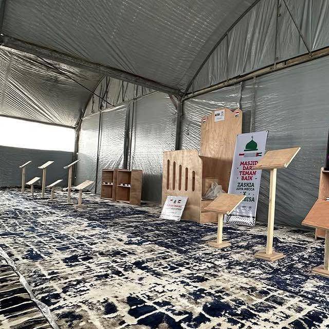 Zaskia Adya Mecca wujudkan pembangunan masjid sementara di Gaza (Instagram.com/zaskiadyamecca)
