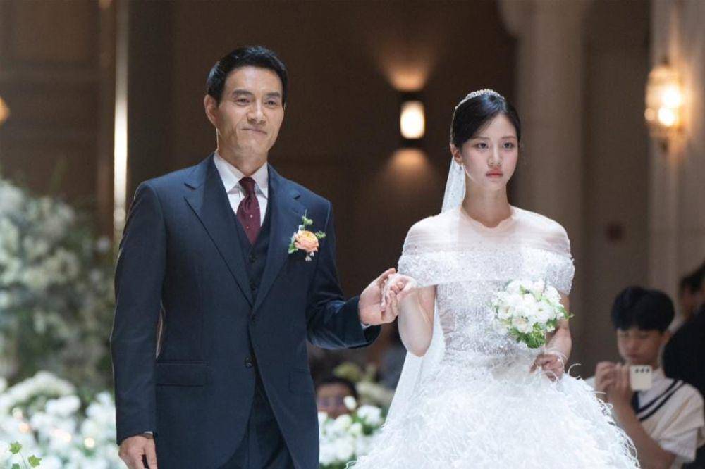 Lee Hae Young dan Hong Hwa Yeon di drama Buried Hearts (instagram.com/hwanywayeon)
