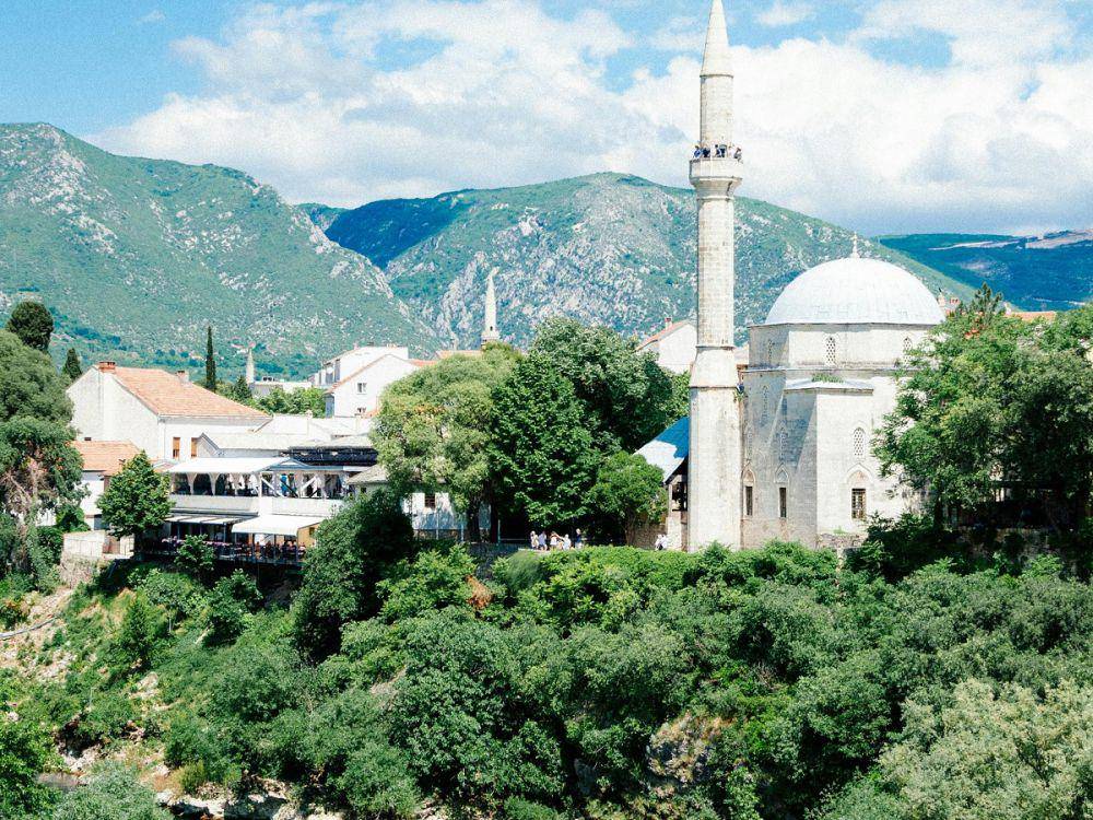 Masjid Koski Mehmed Pasha, Bosnia dan Herzegovina (pexels.com/Borys Jarzcuk)