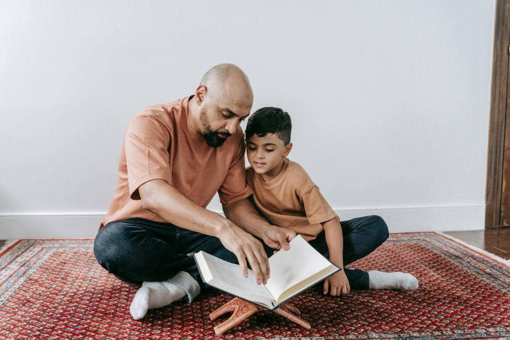 5 Kesalahan Mengajarkan Anak tentang Agama yang Sebaiknya Dihindari