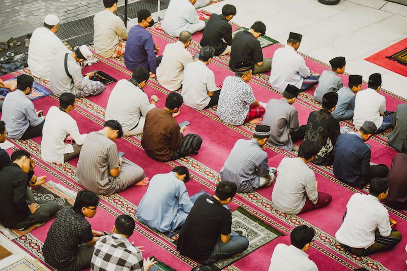 Selesai Tarawih Jam Berapa? yuk, Cari Tahu Waktu yang Tepat!
