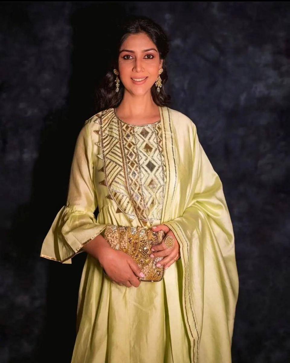 Sakshi Tanwar (instagram.com/sakshitanwar4)