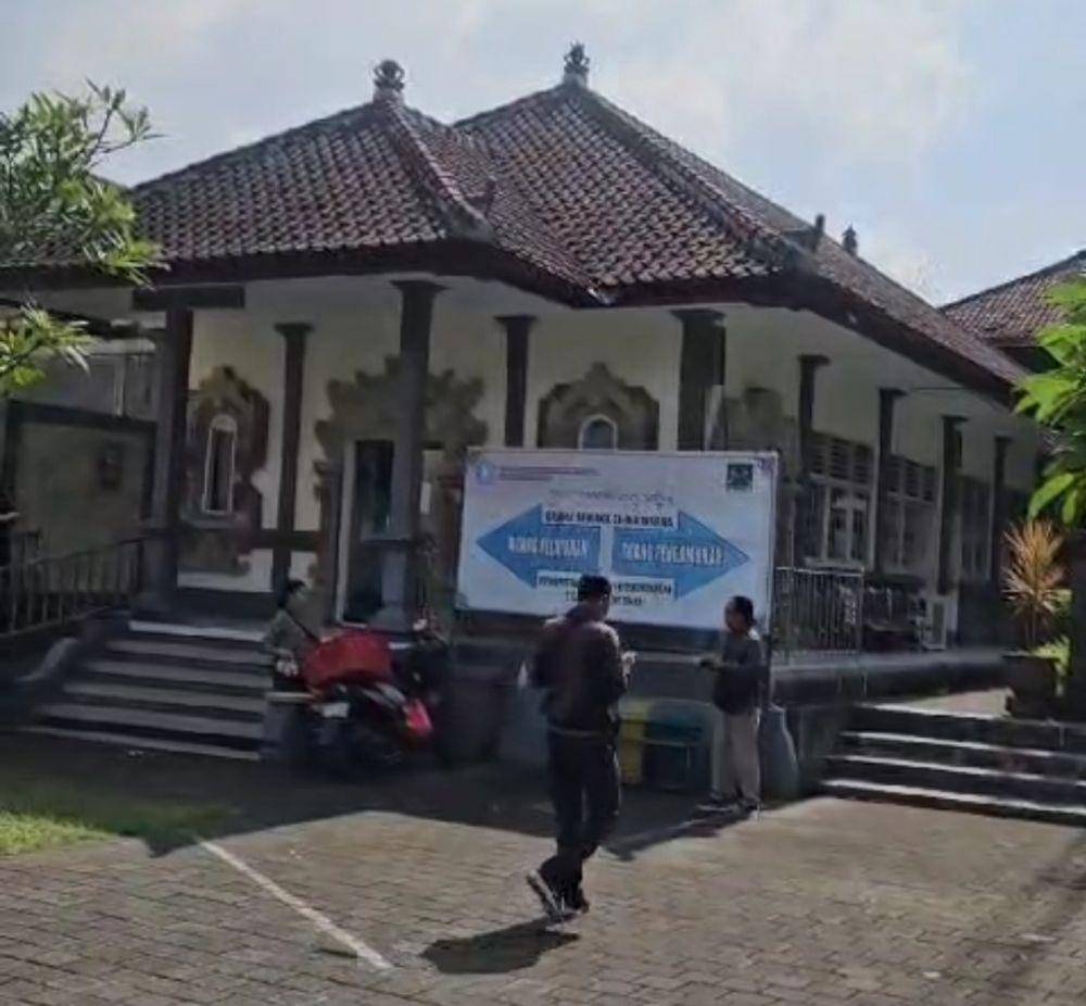 Pelayanan Disdukcapil Klungkung. (Dok. IDN Times/istimewa)