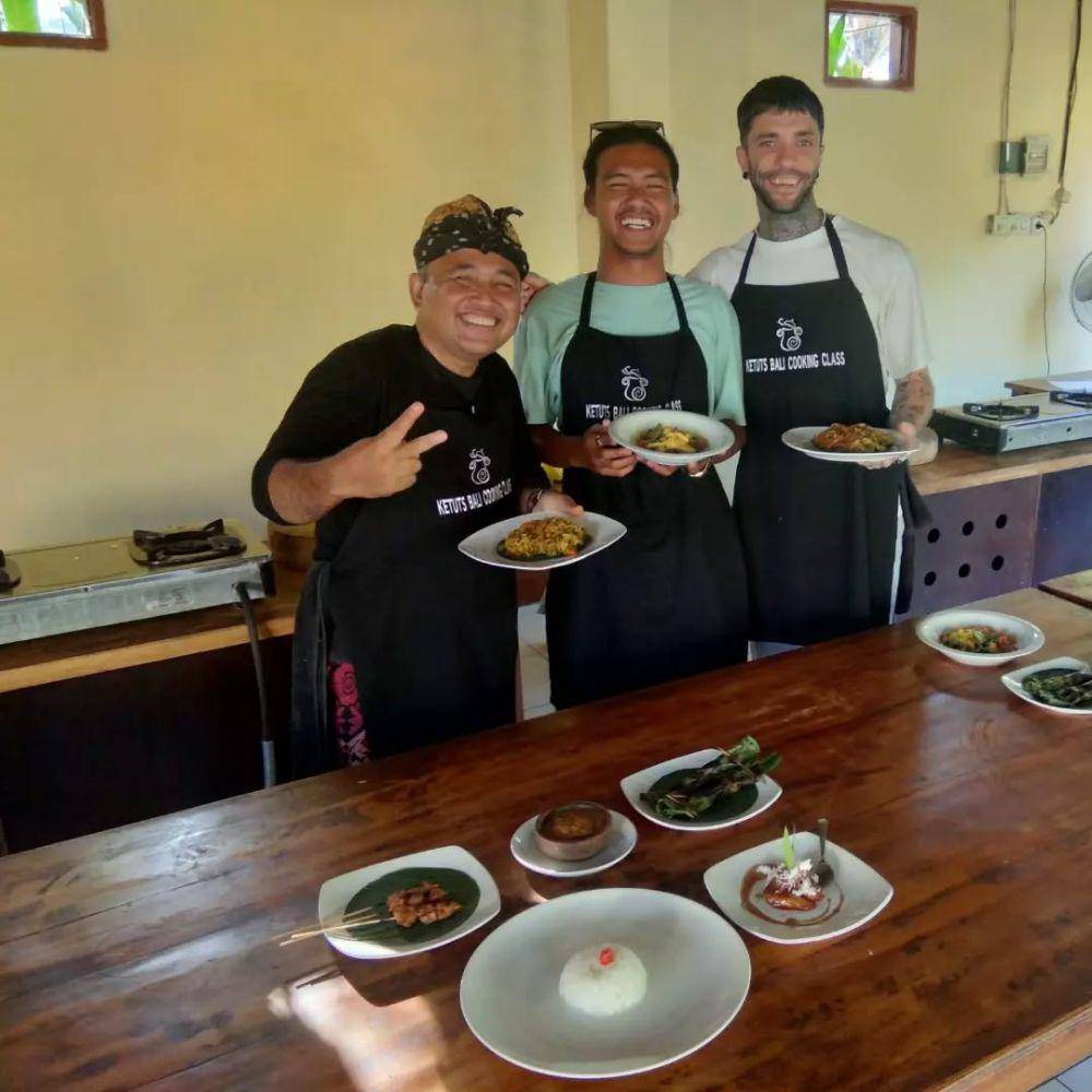 Ketut's Bali Cooking Class (instagram.com/ketutsbalicookingclass)