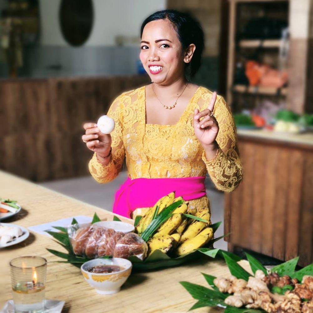 Paon Bali Cooking Class (instagram.com/paonubudbalicooking)