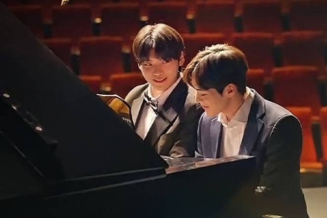 Poster drama BL Korea, Accent (dok. Shortime/Accent)