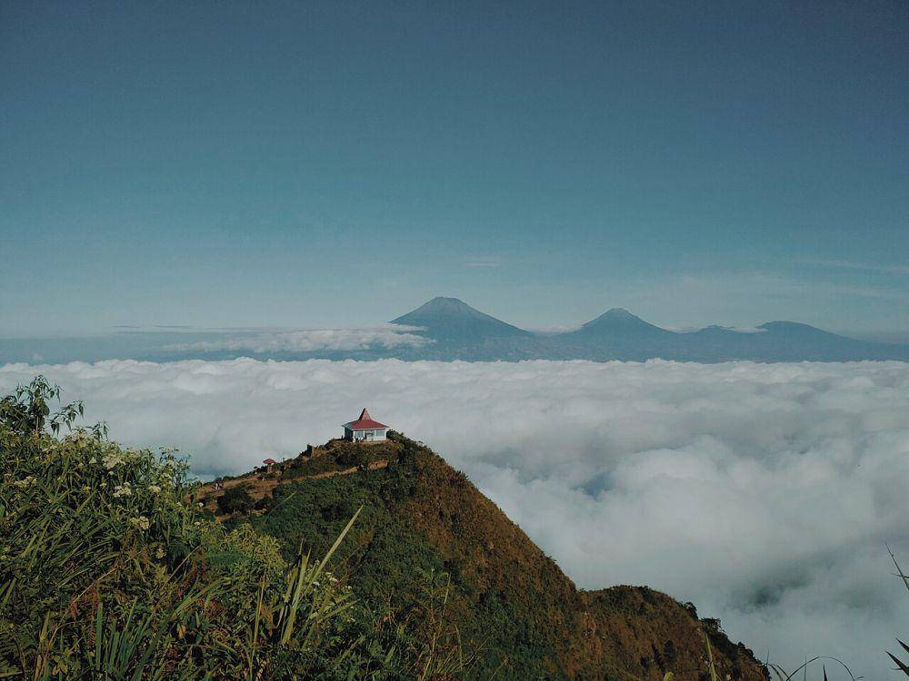 Gunung Andong, Jawa Tengah (commons.m.wikimedia.org/Bellabangsa23)