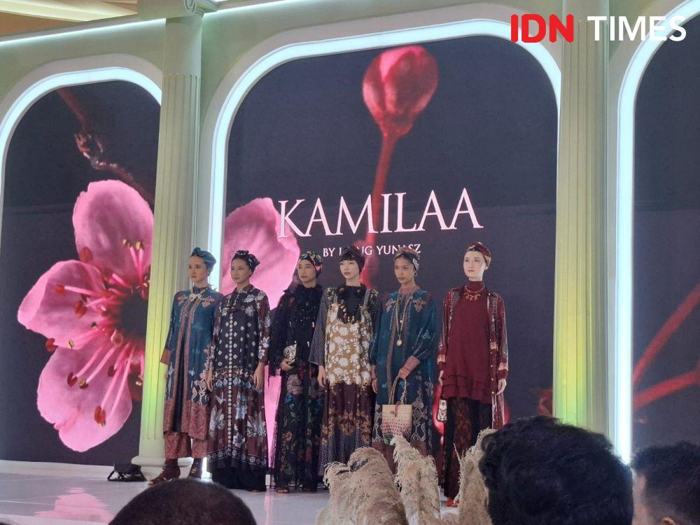6 Koleksi Modest Wear Desainer Lokal Ria Miranda hingga Itang Yunasz