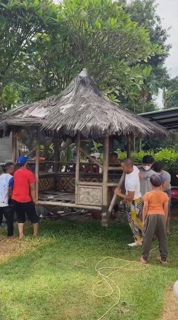 Gen Halilintar bikin lapangan gofl (instagram.com/genhalilintar)