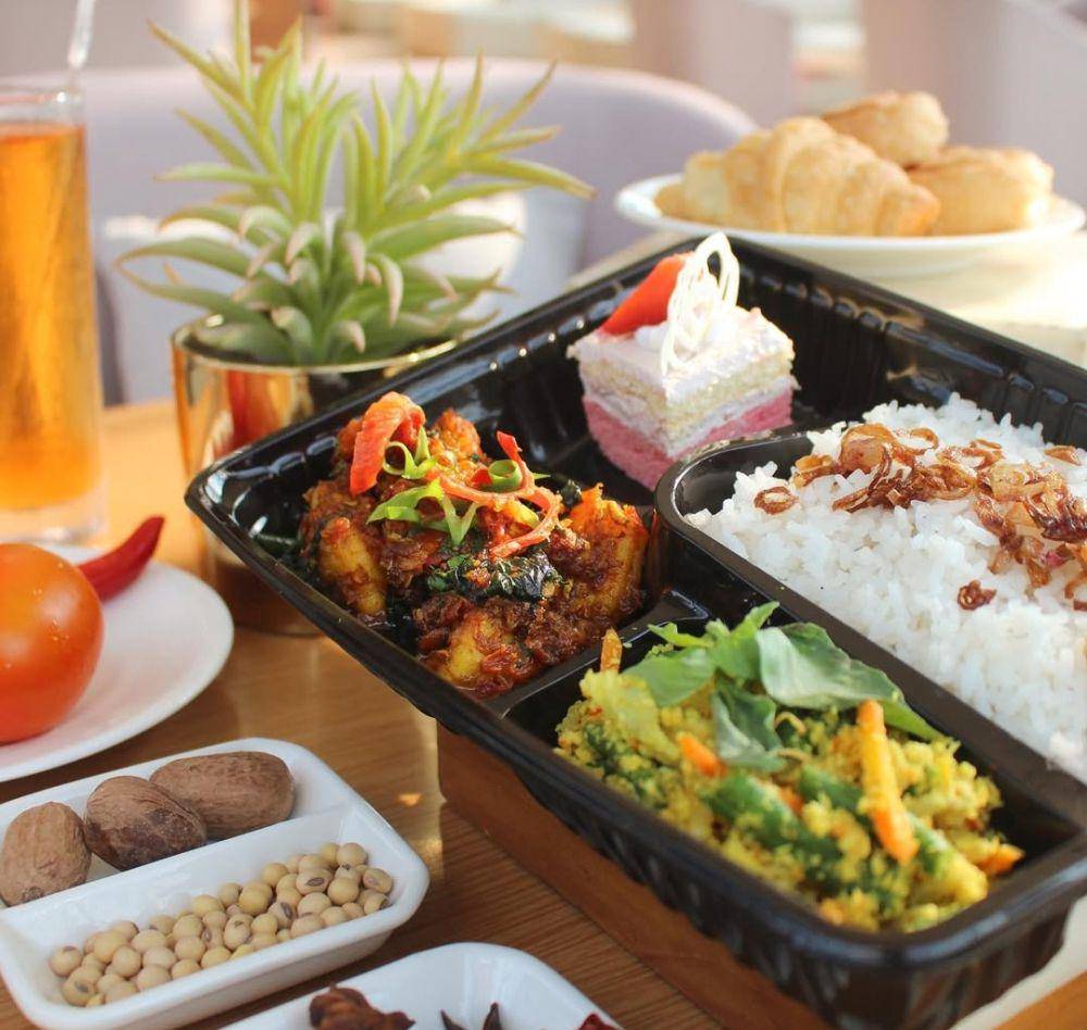 udang bumbu kemangi (instagram.com/skylounge_15)