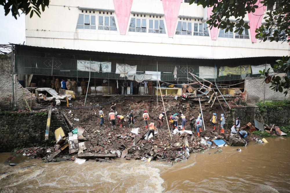 Pemkot Bandung Percepat Perbaikan Kirmir Pasar Ancol yang Ambruk