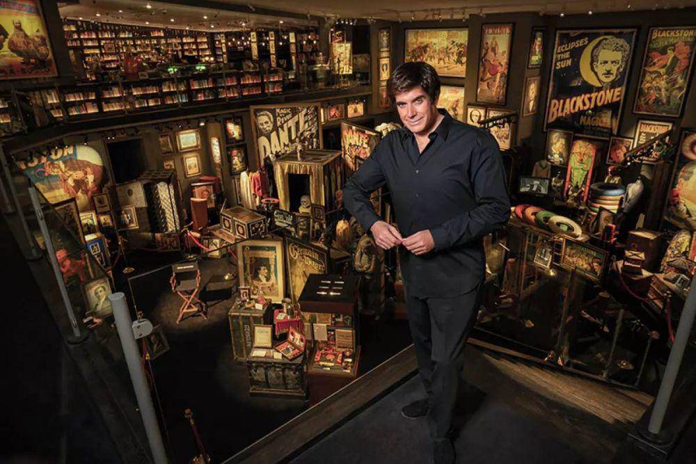 David Copperfield, pesulap illusionist (LA Times.com)