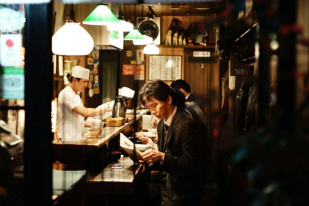 Ilustrasi restoran halal di Jepang (unsplash.com/Alva Pratt)