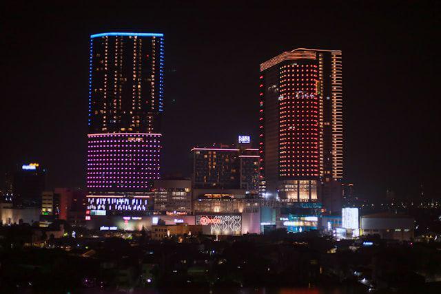 Lebaran 2025: Pengunjung Mal Meningkat Tapi Daya Belinya Turun