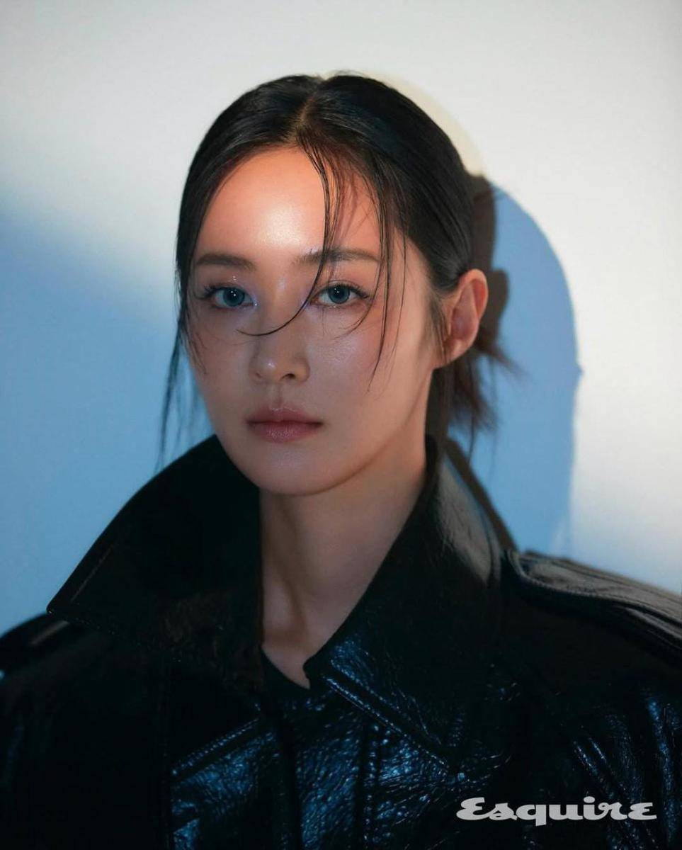 Kwon Yu Ri (instagram.com/yulyulk)