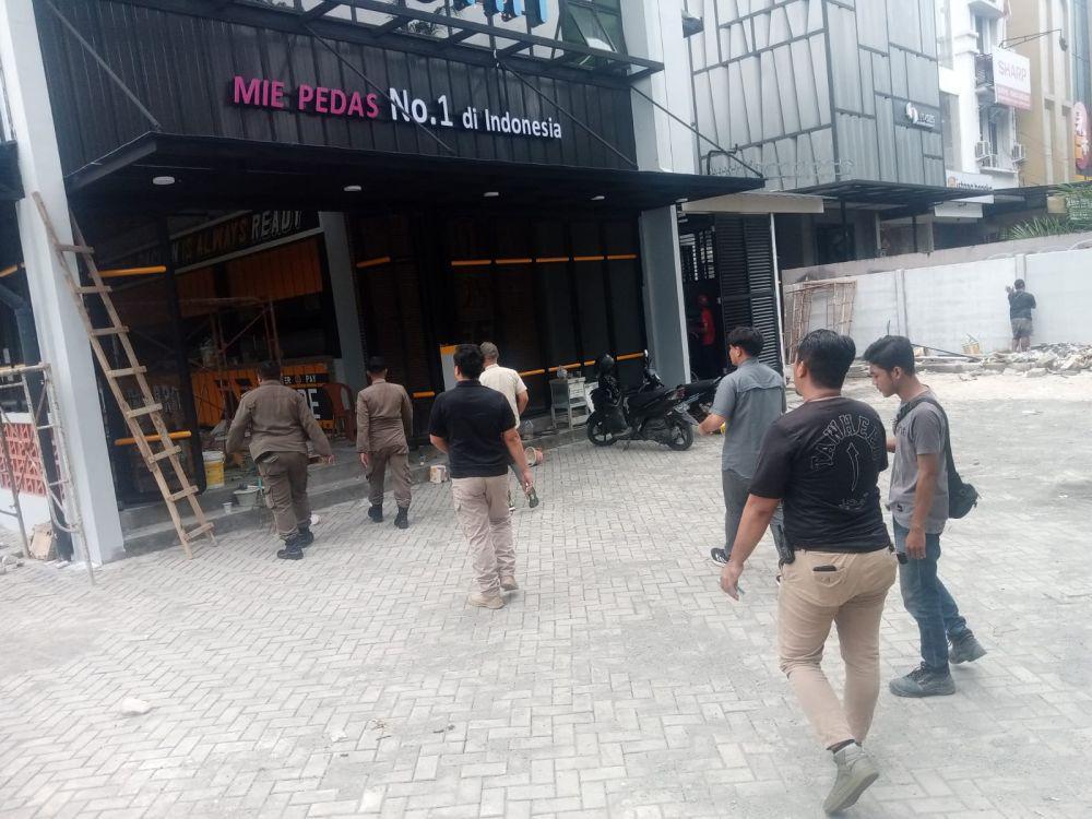 Mie Gacoan di Serpong Disegel Satpol PP Tangsel