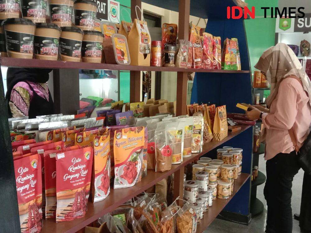 Hasil produk UMKM di NTB. (IDN Times/Muhammad Nasir)