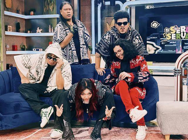 lirik dan makna lagu Bangun Orang Waras (Instagram.com/methosaverse)