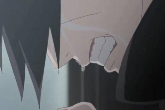 Itachi tak kuasa menahan air mata dihadapan orang tuannya (dok. Pierrot/Naruto: Shippuden)