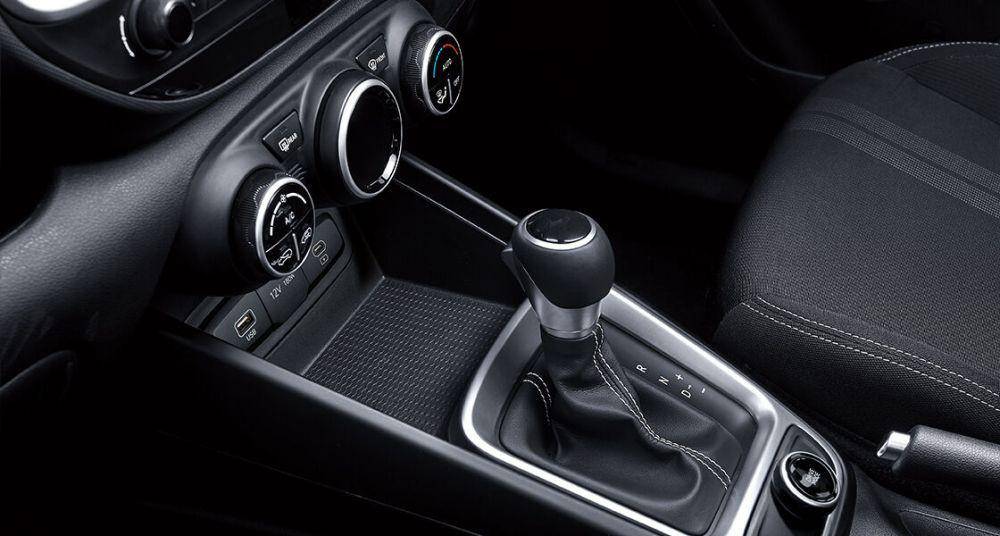 potret tombol Drive Mode dan tuas transmisi Hyundai Venue (hyundai.com)
