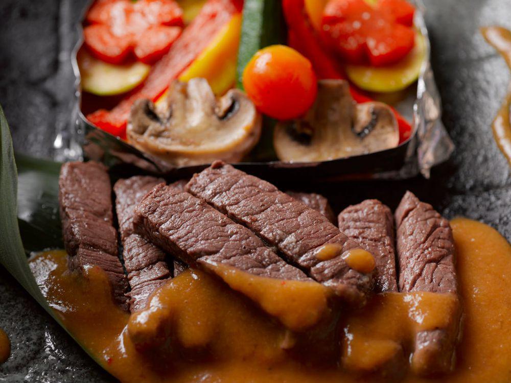 Resep Steak dengan Saus Bawang Mustard, Lauk Rumahan Khas Jepang!