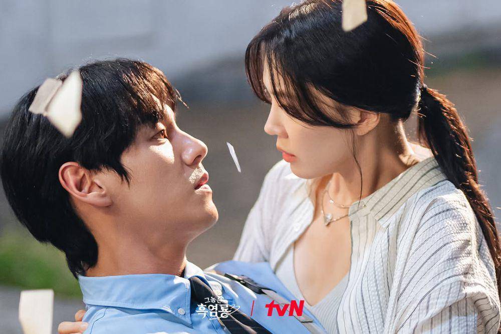 still cut drama My Dearest Nemesis (instagram.com/tvn_drama)
